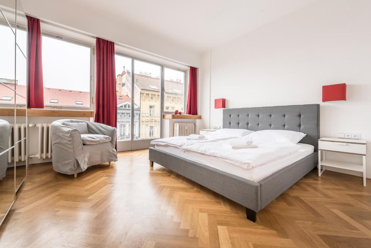 Merkur Apartments Prag Exteriör bild